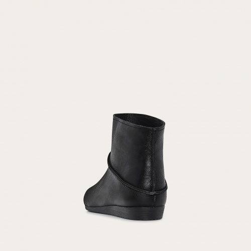 Vanya Boots, black | Balagan Studio
