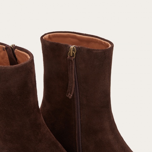 Stav Boots, dark chocolate velvet | Balagan Studio