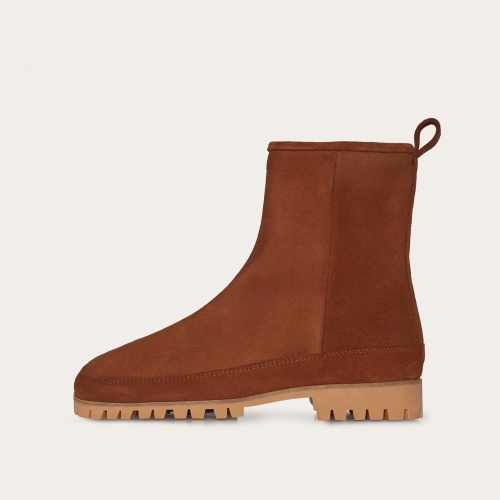 Saviv boots, desert brown velvet | Balagan Studio