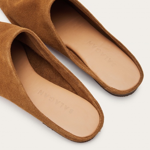 Bayit slides, caramel velvet | Balagan Studio