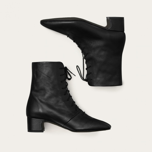 Victoria Boots, black OUTLET | Balagan Studio