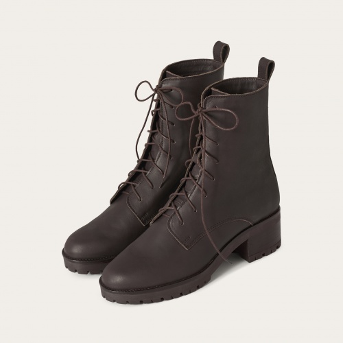 Yehida botki, brąz woskowany | Balagan Studio