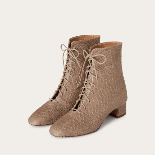 Victoria Boots, beige croco | Balagan Studio