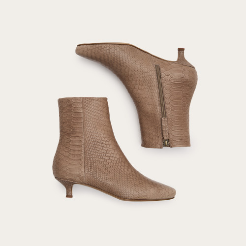 Vivian Boots, beige croco | Balagan Studio