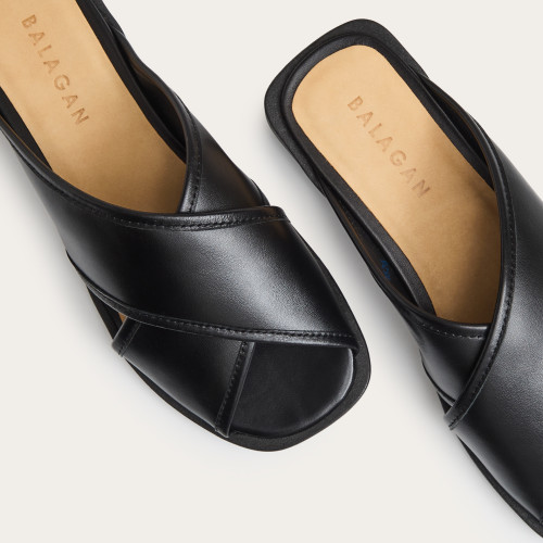 Axel slides, black | Balagan Studio